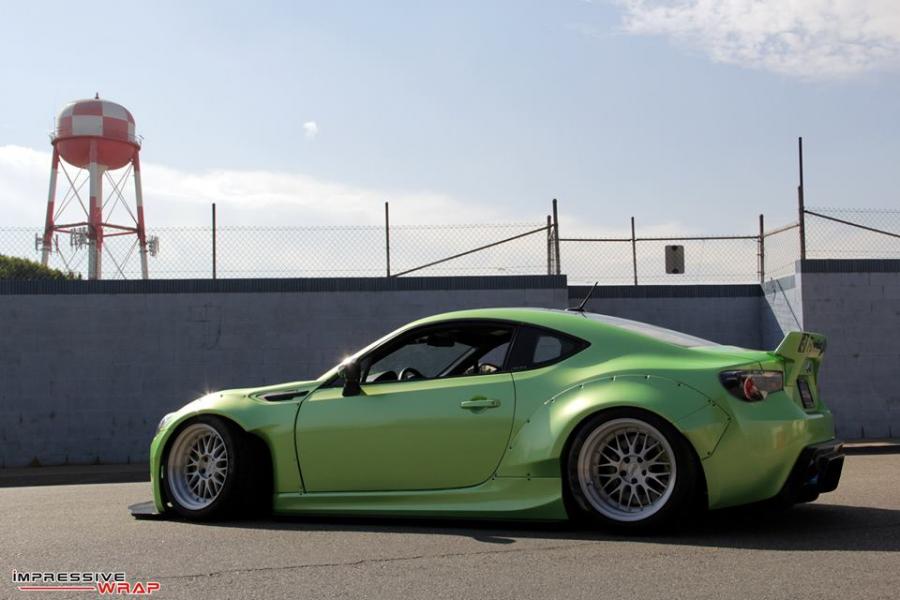  Subaru BRZ RocketBunny by Impressive Wrap 2014 года  (фото 2 из 16)